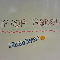 090-HipHopRobot-005300